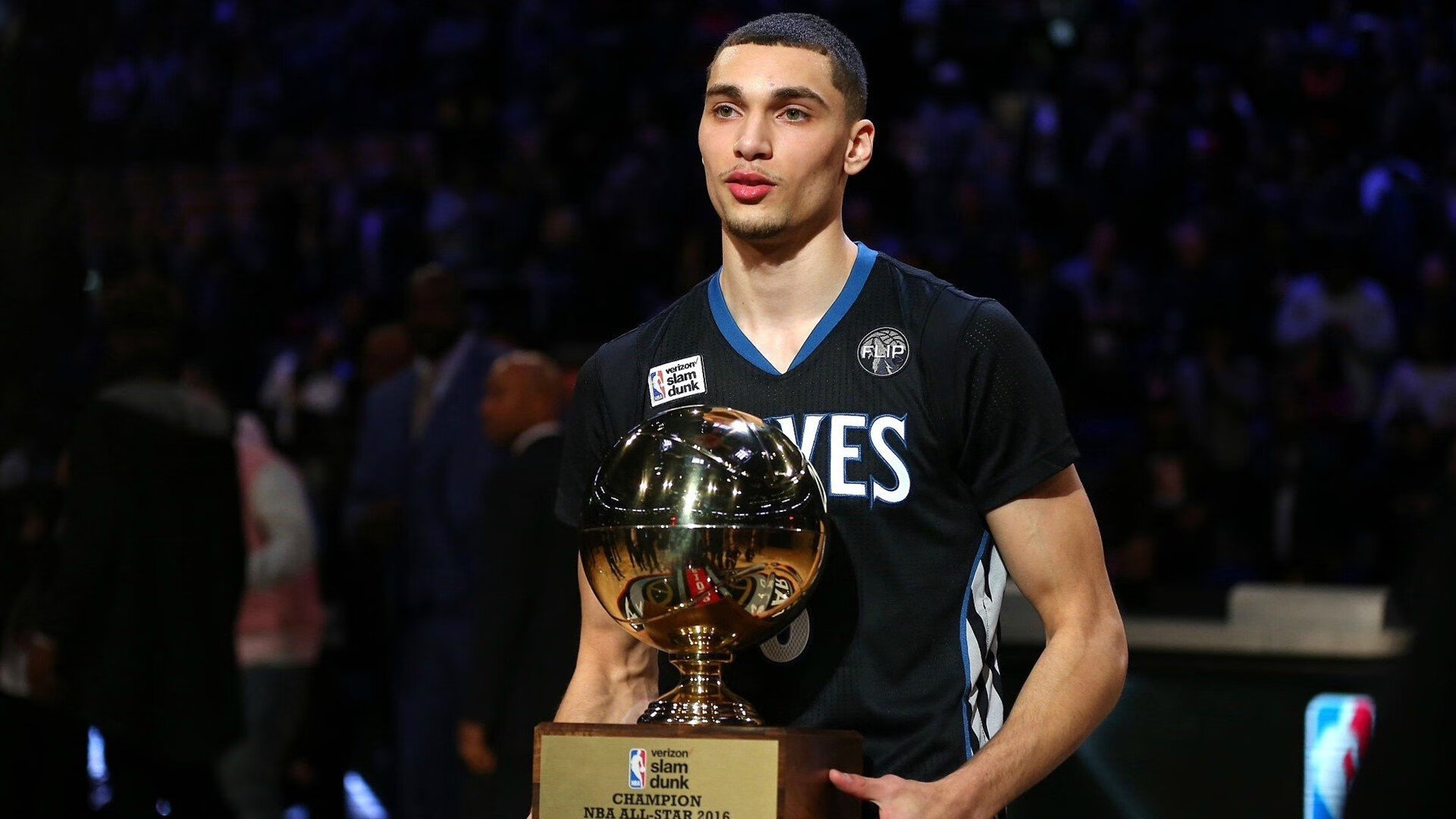 鹰击长空,船行浪尖,F1年度争冠的终极血拼